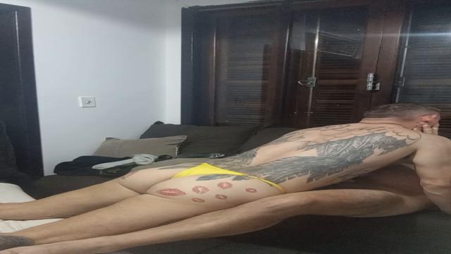 Macho comedor de Curitiba, veio me dar de mamar bem ...