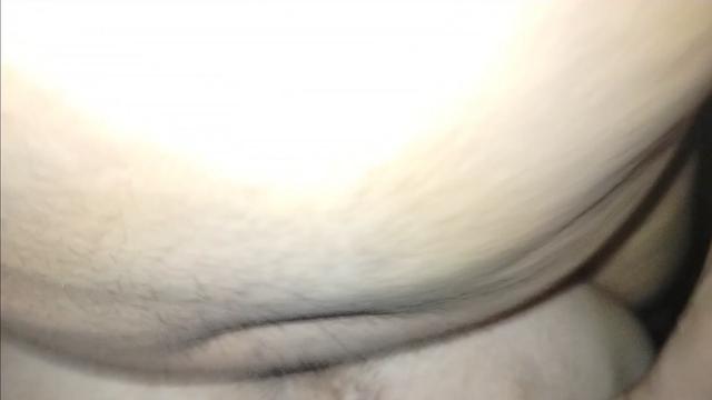 Esse puto empinou a raba bem gostoso pra mim, e eu m...