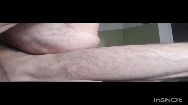 Chupei e sentei gostoso no pau do tiozinho. 