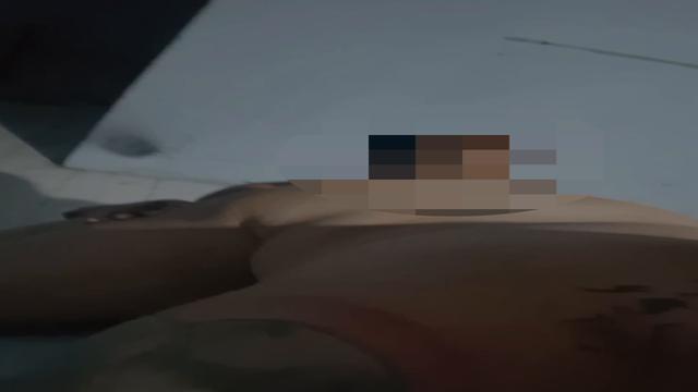 Video 79 - Negao socou fundo no meu rabo 