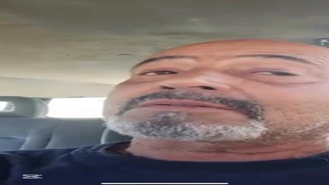 Uber delícia inédito lindoooo roludo pegando na roup...