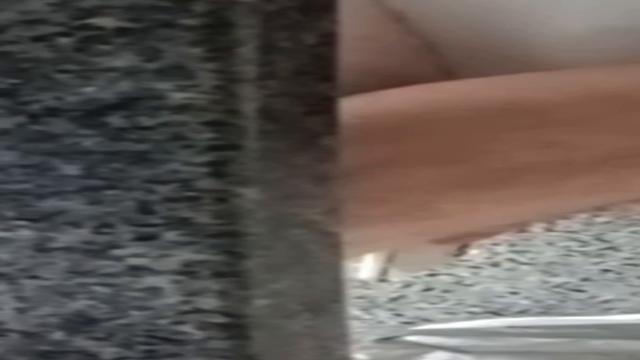 Meu companheiro de máquina tocando uma 