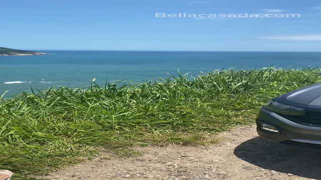 Linda paisagem com um breve exibicionismo