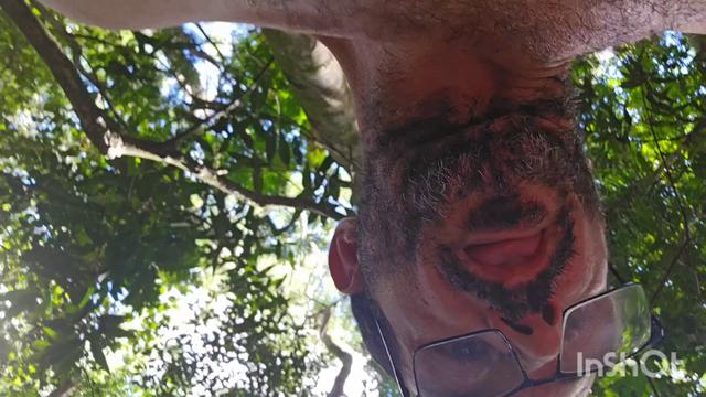 Meti sem do no branquinho  no mato.