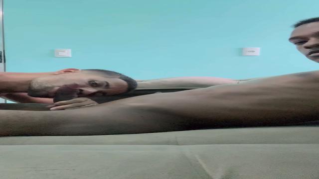 2 parte do Novinho espumando meu Cu 