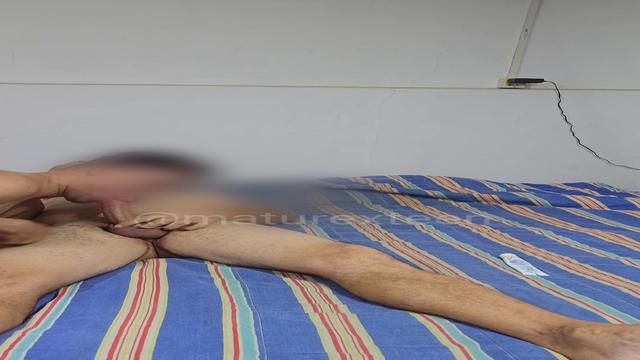 COROA QUE MORA PERTO DE CASA SÓ FOI PEGAR FOLGA JA Q...