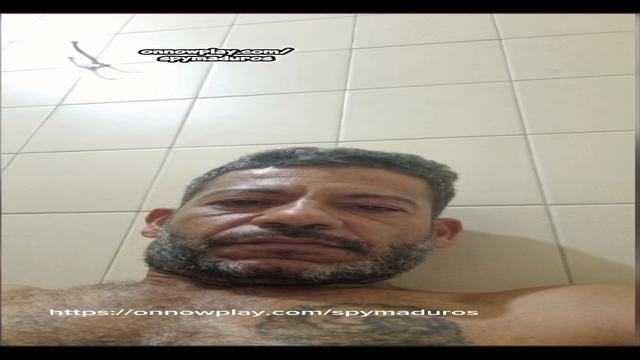 Macho na empresa peludo e gozando