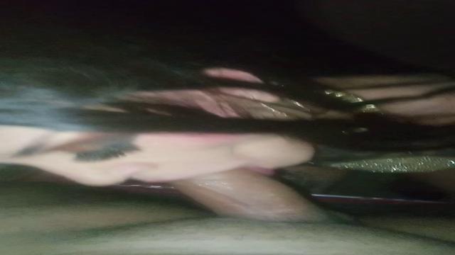Mamando na festa Sexta Cross