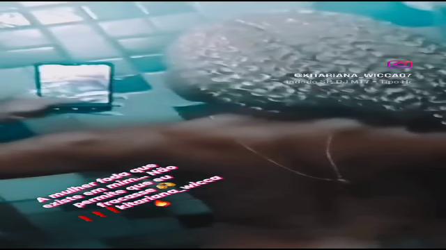 Vem toma aquele banho gostoso comigo ?