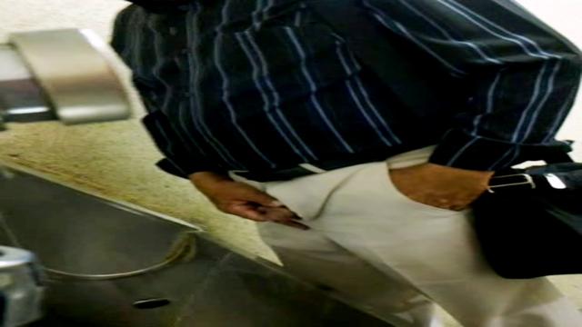 Pissing #22