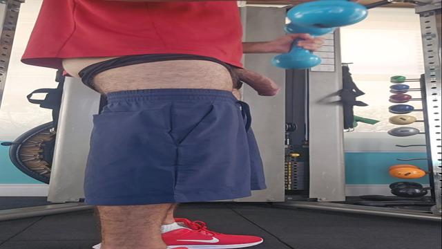 Malhando com fogo no pau