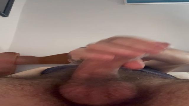 Quem goza com pauzão grosso atolado no cu nunca mais...