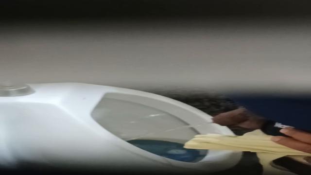 Brazilian man pissing