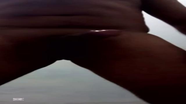 Pedreiro moreno 53 anos batendo aquela inédita 