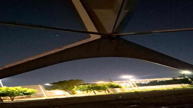 Comendo o entregador de aplicativo 