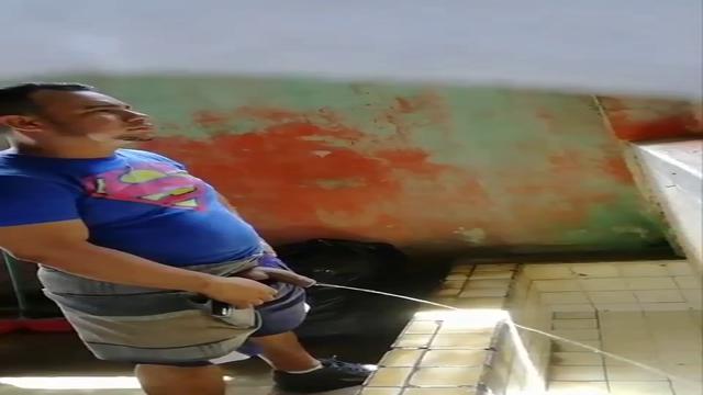 Olha o pau desse cara 