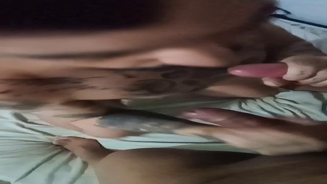 PERDI UMA APOSTA E TIVE QUE MAMAR 2 AMIGOS