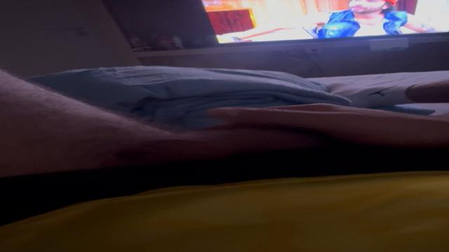 Deitado na cama esperando o sono…. 