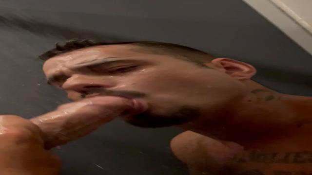 Mamando rola na academia!