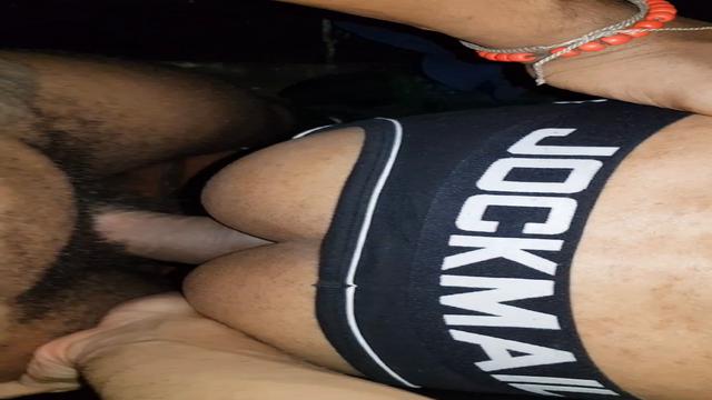 42. Levando leitadas anônimas Cabines