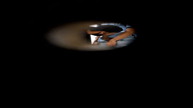 Um deles. Não aguentou e caiu de boca 