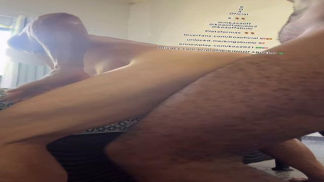 Visitando um vovô amigo muito gostoso 
