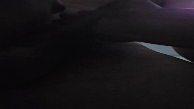 Mlk ajoelhou ja sabendo que eu ia fuder a garganta d...