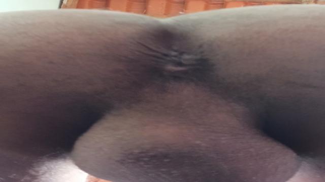 Close no cuzinho. 