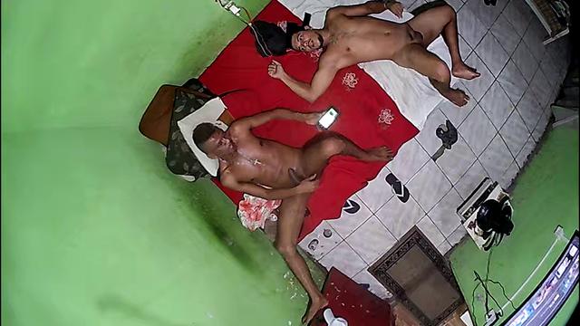 DINDIN e JOGADOR 