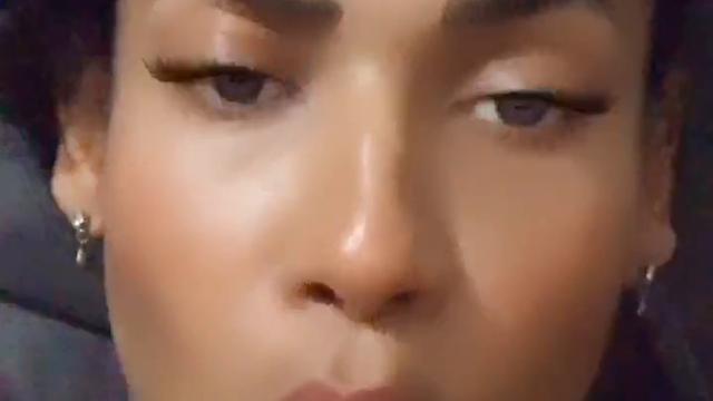 Deixa eu chupa você assim ?