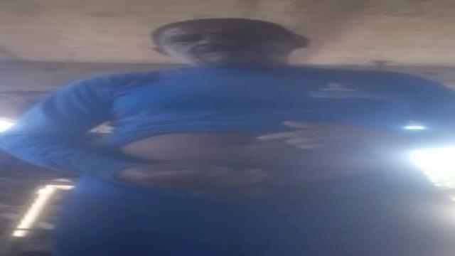 O negão da obra .. deu um jeitinho e gozou gostoso d...