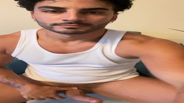 Come see my delicious dick