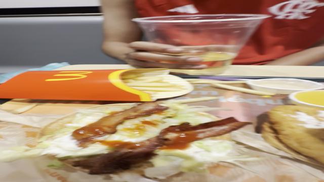 Almoço Especial do novinho no Mc