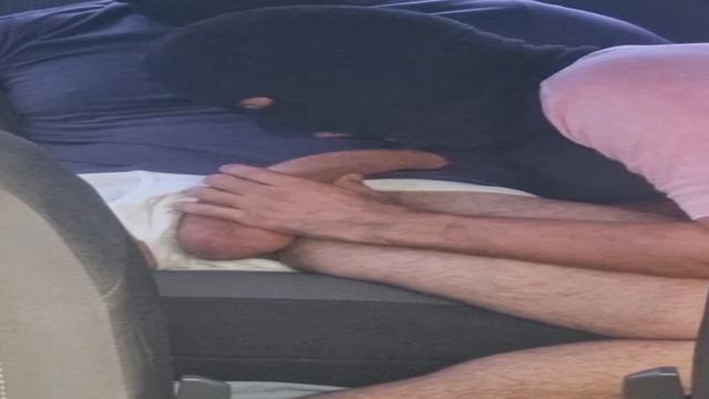 Comendo o cu do viado 