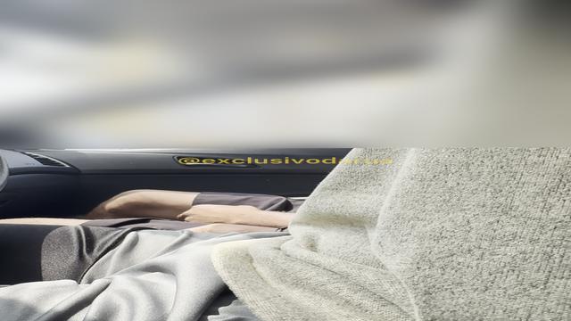 MORADOR DORMINDO NA PRAÇA 