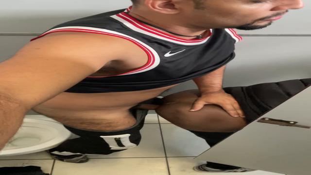 BANHEIRÃO - FRIO SOMENTE LÁ FORA