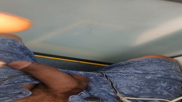 Tesao no busao ?