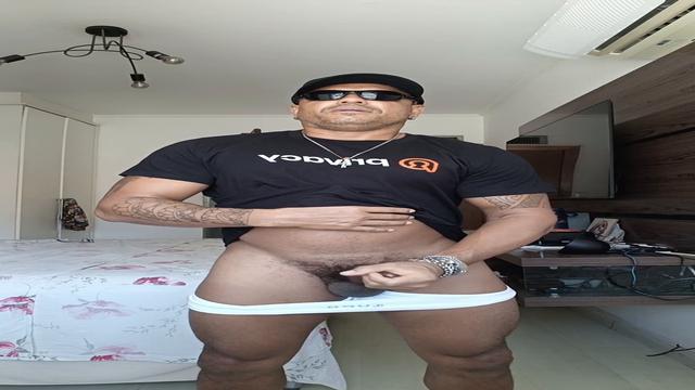 O PRETUU é merecedor ?... Obrigado ?