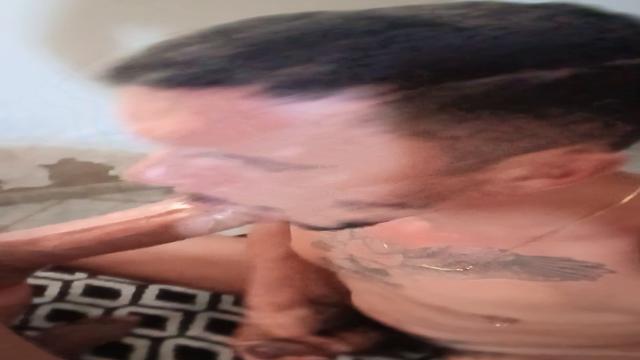 Mamando meu sobrinho ?