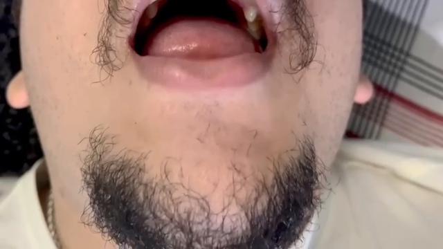 sub dando goladas em mijo antigo que guardei numa ga...