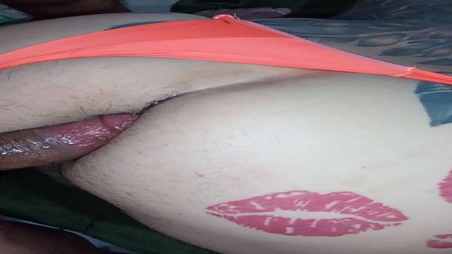 Macho casado comedor de BC é viciado em comer meu cu...