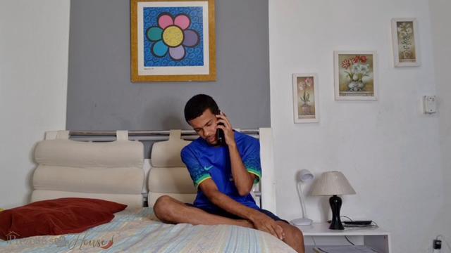 Gifted Cafuçu called me to watch the game with him and stuck his cock in meA 