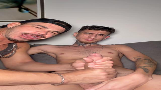 Magrinho do pauzão 25cm me comeu