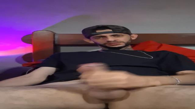 Deixa seu pau te dominar enquanto eu controlo sua pu...