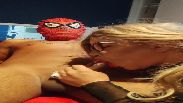 Mamando mais um motoboy 