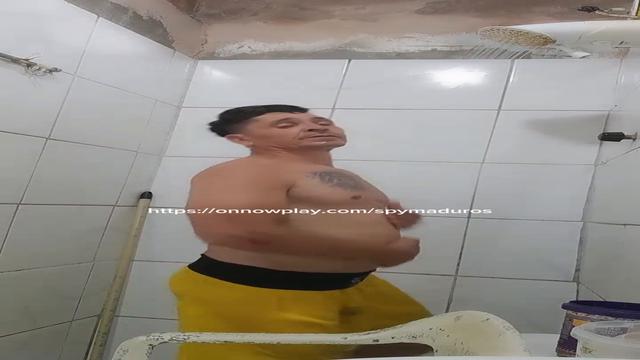 Dançado no chuveiro