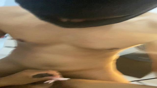 Gozei bem gostoso ele me fudendo ?