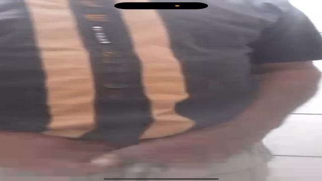 Esse coroa é casado disse que o pau não fica duro ma...