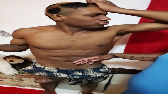 Caramba eu fiz esse vídeo hj só pra vcs do site mas  ontem dia 12 foi mó correria mas quero lhe apresentar esse novo mavambo Odara 