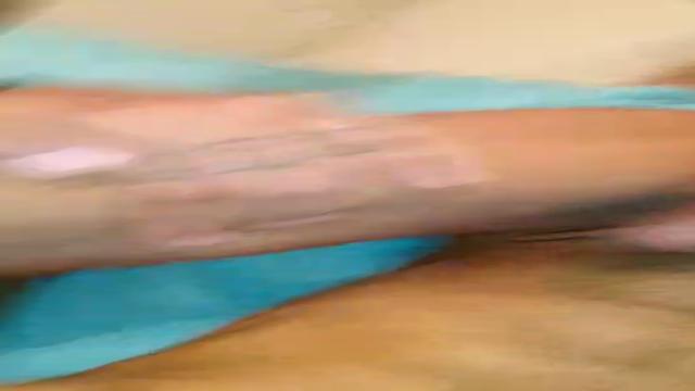 Cadela servindo os machos